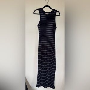 Universal Thread Black and White Striped Sleeveless Maxi Dress